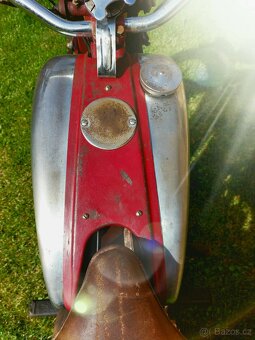 Jawa 250 Special / příplatkové nožní řazení/ plechovka Shell - 6