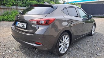 Mazda 3 Revolution 2017 - 6