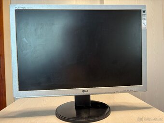 PC sestava HP Pavilion s monitorem LG 24" - 6