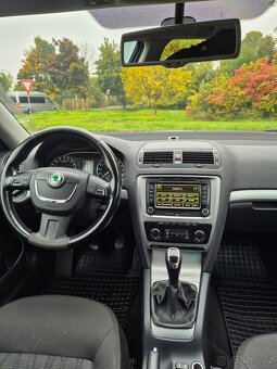 Škoda Octavia 2 2.0 tdi Common rail 103 kw - 6