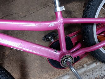 Dětské kolo specialized - 6