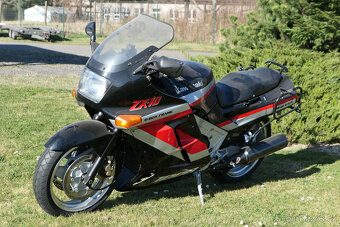 Kawasaki ZX10 - 6