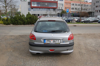 Peugeot 206 1.1i - 6