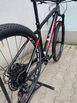 Zakázková stavba na karbonovém rámu KROSS nové kolo vel. M - 6