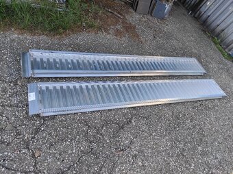 Ocelové nájezdy na auto 2 - 3 metry, až 4000 kg, zesílené - 6