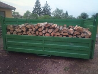 Suché ŠTÍPANÉ palivové dřevo DO KRBU - 6