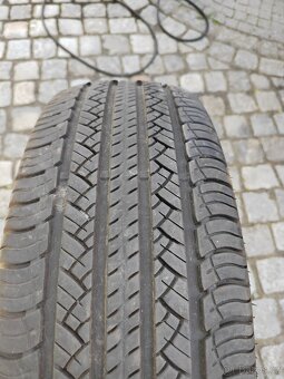 Prodám orig alu 16 Dacia Duster 5x114,3 ET 40 letní pneu - 6
