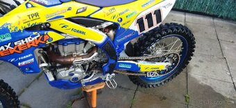 Yamaha yz450f - 6