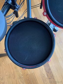 Alesis Nitro Mesh Kit - 6