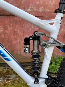 Prodám enduro kolo Nicolai Saturn 16 - velikost M - 6