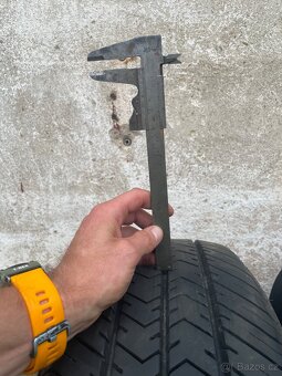 Prodám Pneumatiky 215/60R16 C - 3800,- 4ks - 6