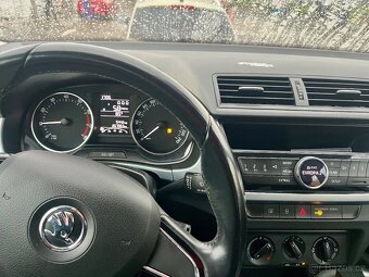 Škoda Fabia 3 1,2tsi manual 66kW klima 2 klíče au kola - 6
