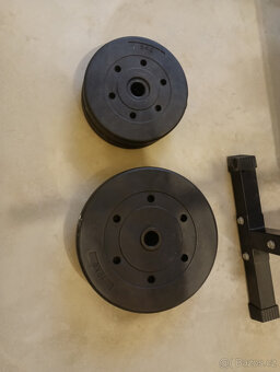 Lavice a dvourucni cinka na posilovani Bench press - 6