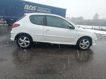 Prodám Peugeot 206 AUTOMAT - 6