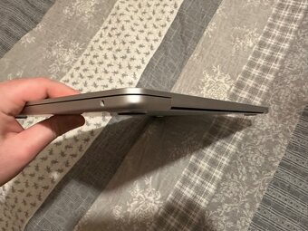 15“ Macbook Air M3 8GB 256 GB - 6