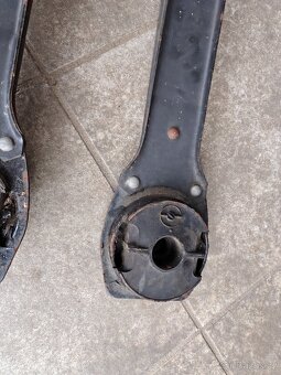 Zadné ramena SKODA 105/120 GARDE/ - 6