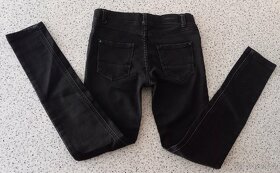 MAYORAL džíny a dvě trička vel.140 - 6
