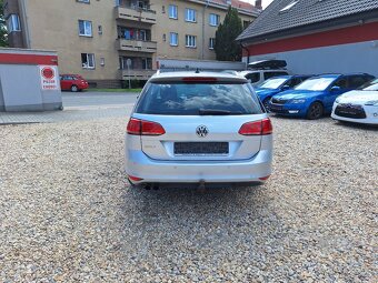 Volkswagen Golf 1.4 TSi 90KW Kombi HighLine, S.Kniha - 6