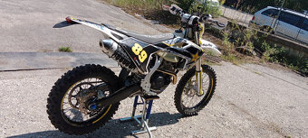 Husqvarna FE 250 2017 - 6