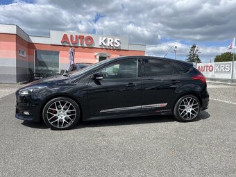 Ford Focus ST 2,0 184KW,Kůže,KeyFree,Recaro,Xenon,Winterpake - 6