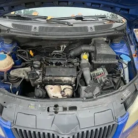 Škoda Fabia 2009 1.2 benzín 51kw combi - 6