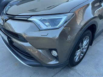 TOYOTA RAV4 2.0D D4D 105 KW,1.MAJ.MANUÁL,TAŽNÉ,NAVI,KAMERA - 6