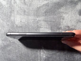 IPhone 11 černý 64 gb - 6