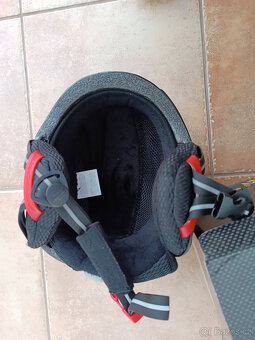 Lyžarská/snowboardová helma - 6