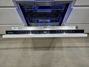 Myčka Siemens iQ700 - 6