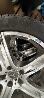 ALU KOLA MOMO R18 5x112 chrom - 6