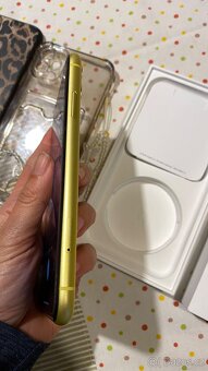 Prodám žlutý iPhone 11 64GB - top stav - 6