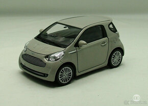 Modely 1:24 Rozprodám velkou sbírku různých značek 200ks - 6