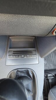 Prodám VW Touran r.v 2014 - 6