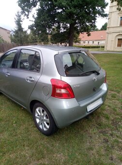 Toyota Yaris 1.3 VVTi 64kw rok 2008 Team edition - 6
