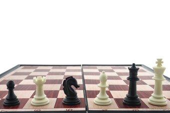 Magnetická plastová šachová sada 39x39 cm – skládací s figur - 6