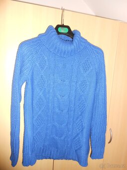 Různé svetry - 6