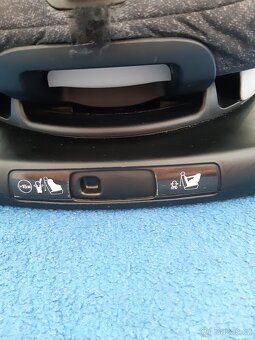 MAXI COSI AxissFix Nomad Black - 6