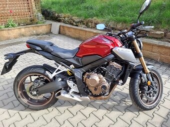 Honda CB650R - 6