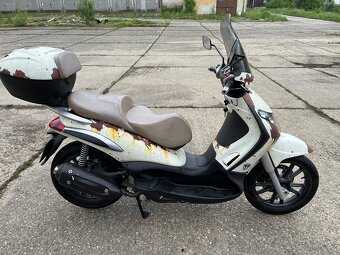 Piaggio Beverly 250 - 6