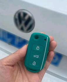 Obaly na klíče auta - silikonová ochrana vhodná pro klíče tě - 6