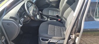 Škoda Octavia II 1.6TDi 77Kw r.v.5/2011 nový servis - 6