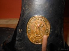 Starozitny sici stroj - THE SINGER TRADE MARK - 6