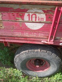 Zetor 6711 + rozmetadlo JF AV 30 - 6