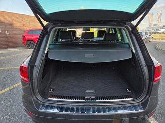 VW Touareg 3.0TDI V6 180kw 2.Majitel serviska - 6