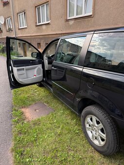Chrysler Grand Voyager 2,8 CRD - 6