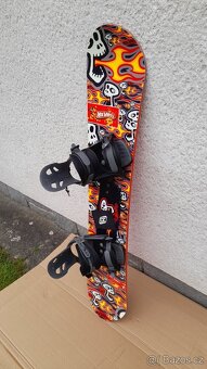 Kvalitní snowboard Hot Wheels 137 cm - 6