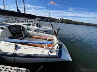 Kajutová plachetnice Friendship 27 - 6