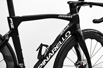Pinarello Dogma F12 Disc, Shimano Ultegra Di2 2x12 - 6