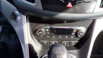 Ford C-MAX 1.6 110 kW Benzín. (Titanium) - 6