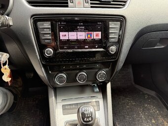 ŠKODA OCTAVIA III COMBI 4x4 16TDI 81kw - 6